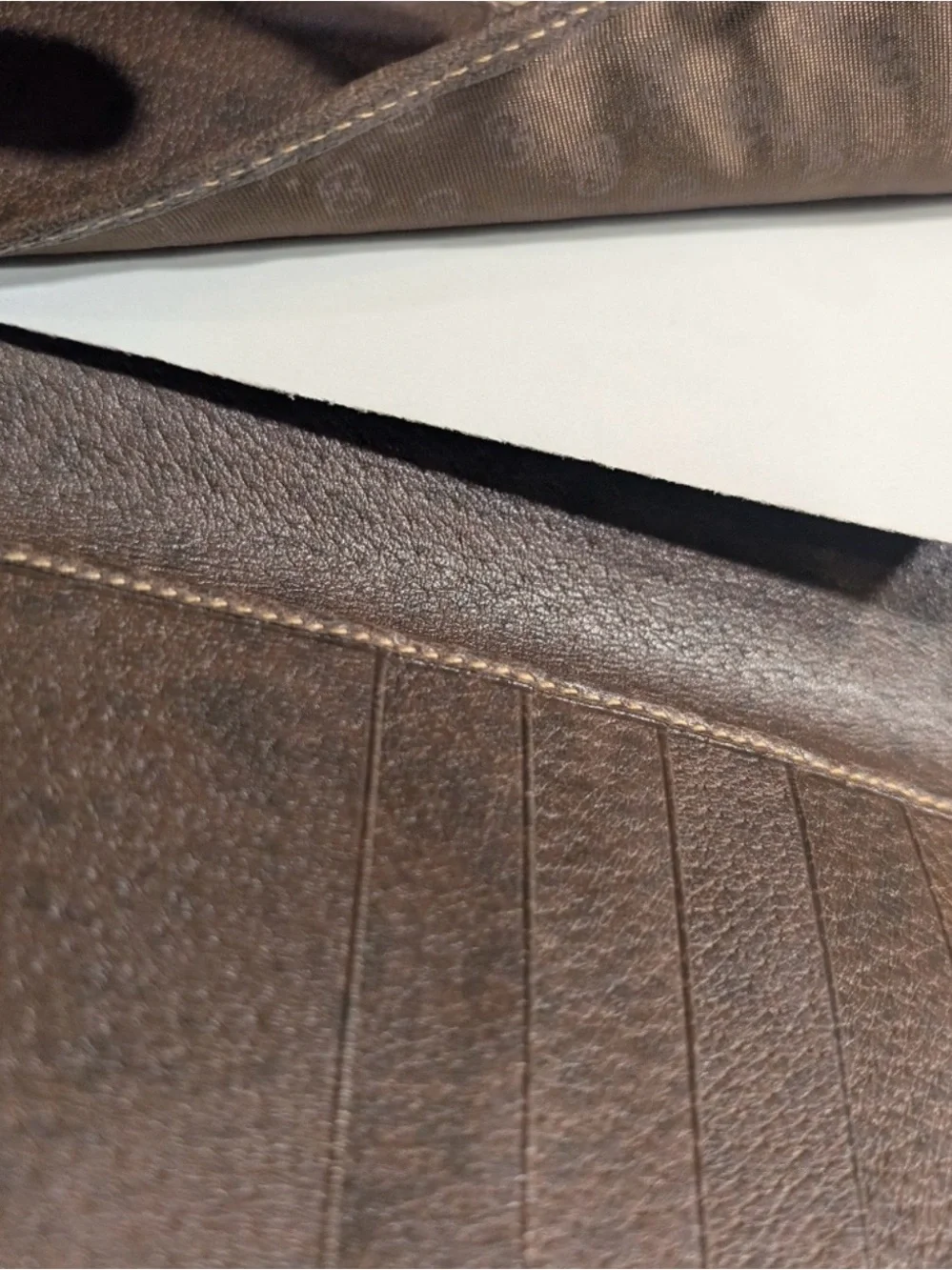 Authentic Vintage Gucci GG Monogram Leather Bifold Wallet – Brown